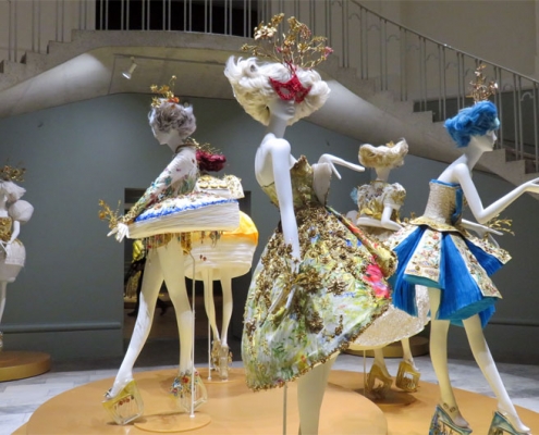 Silk Road Today - Couturier Guo Pei Marries East and West in Opulent Creations