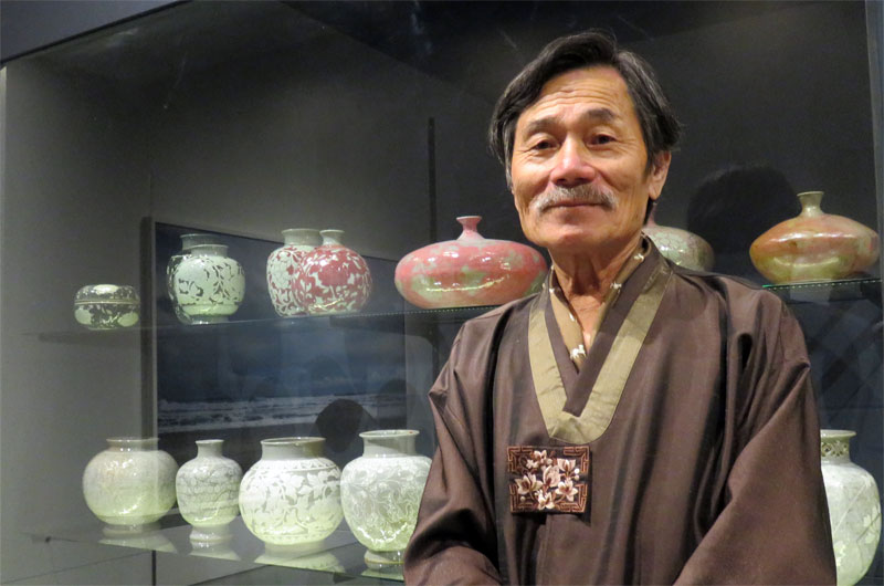 Silk Road Today - Celadon Pottery Master Shares Korean Culture in Clay